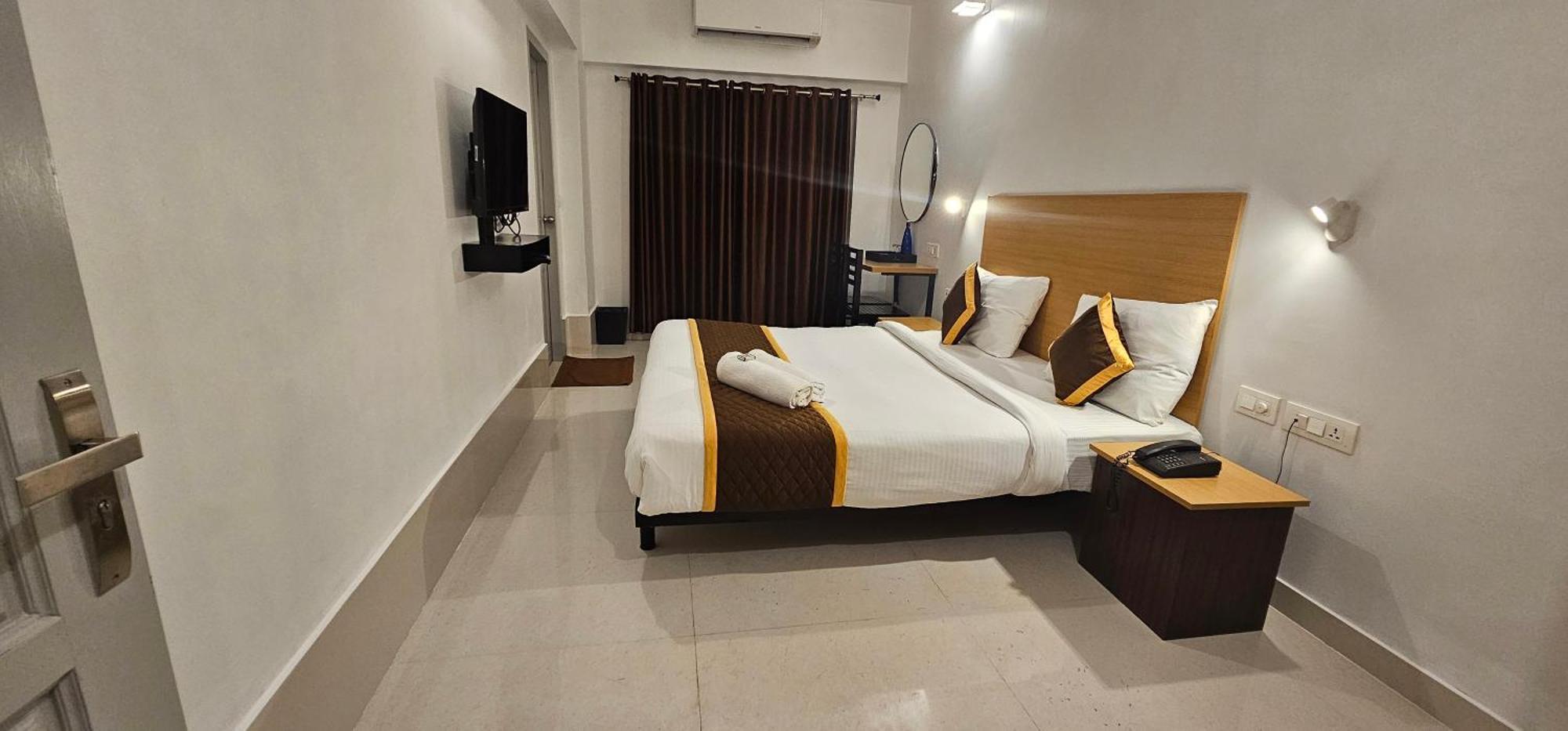 Hotel B R Regency Thiruvananthapuram Exterior foto