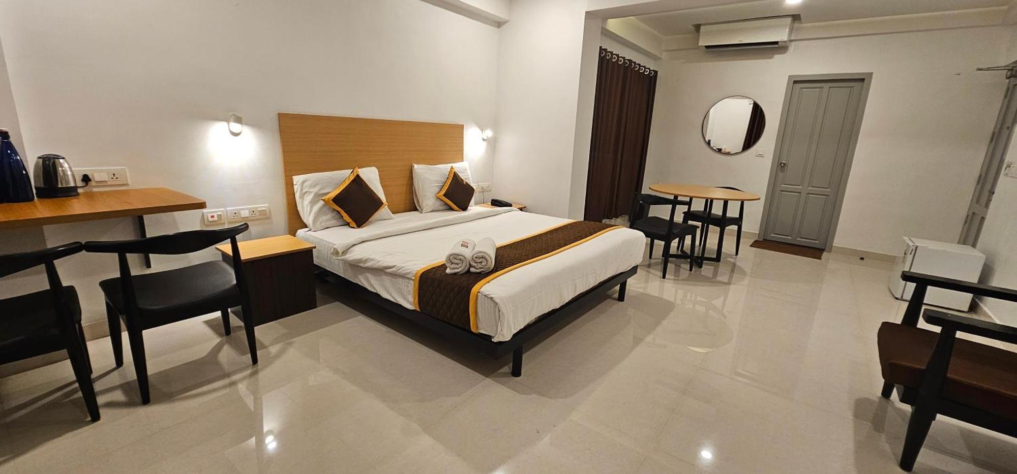 Hotel B R Regency Thiruvananthapuram Exterior foto